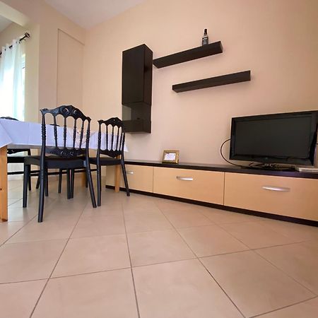 L.T. Apartment 5Th Street Saranda Zewnętrze zdjęcie